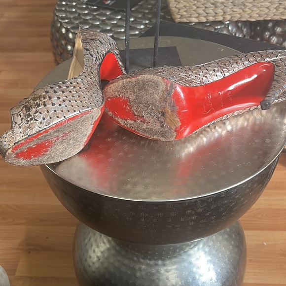 Louboutin shoes - Picture 7 of 7